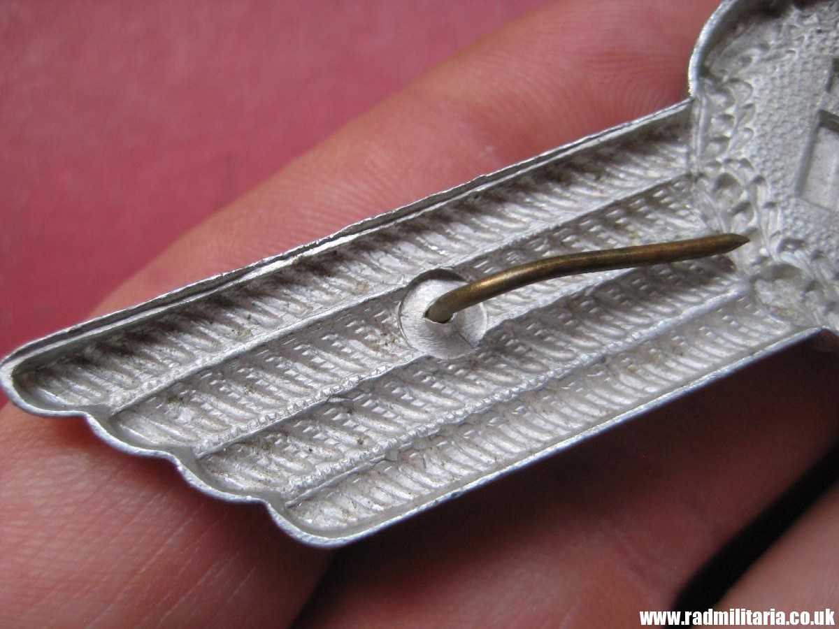 *& WW2 original German LUFTWAFFE Civilian personnel workers VISOR CAP BADGE, aluminum. - Image 12