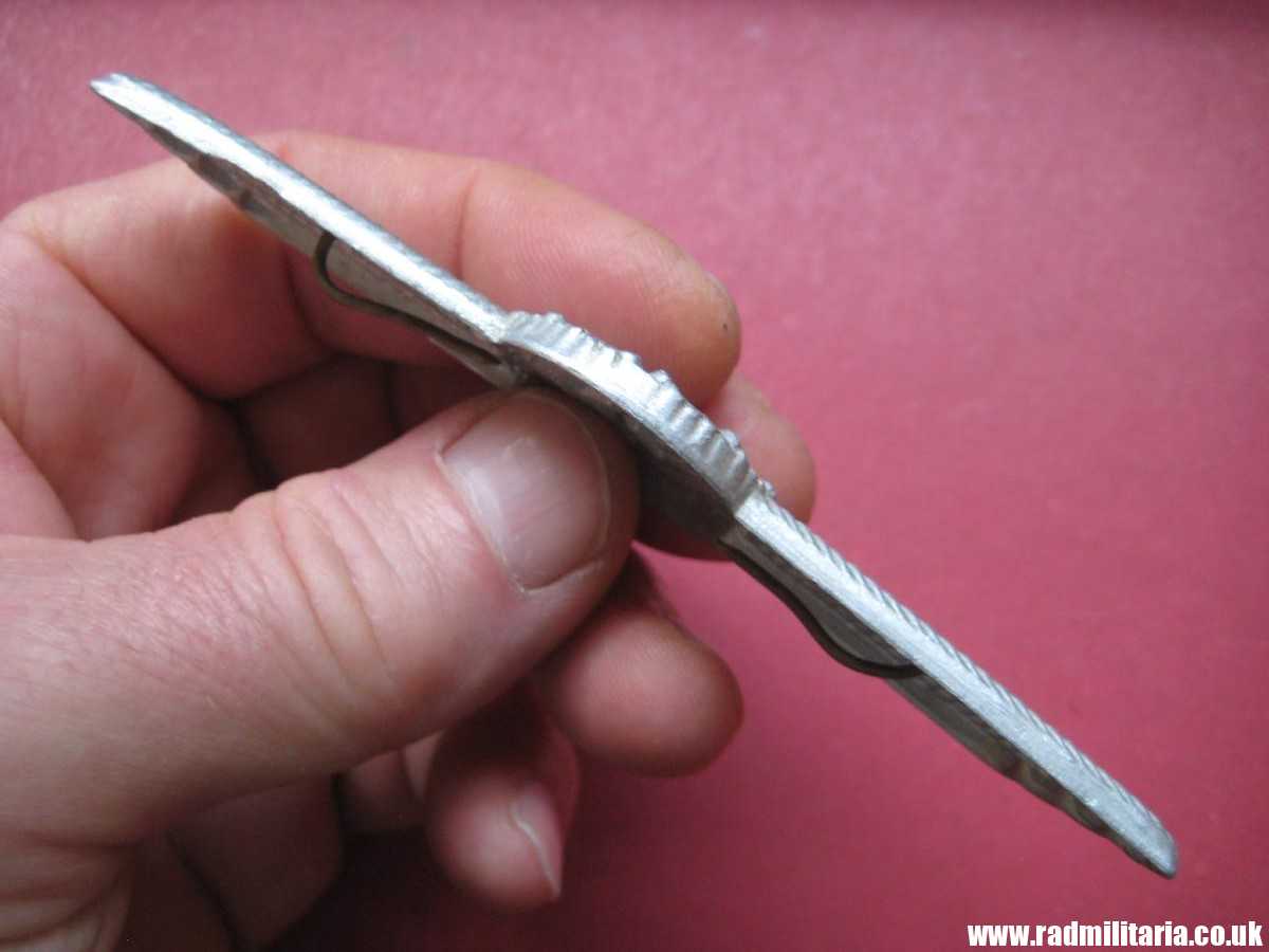 *& WW2 original German LUFTWAFFE Civilian personnel workers VISOR CAP BADGE, aluminum. - Image 13