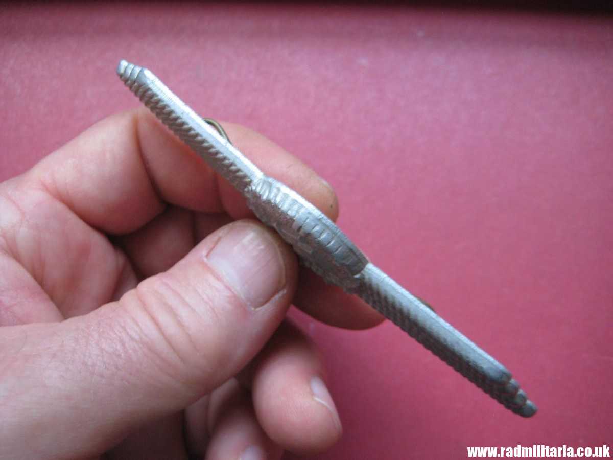 *& WW2 original German LUFTWAFFE Civilian personnel workers VISOR CAP BADGE, aluminum. - Image 14