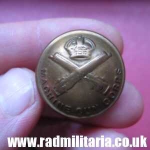 *& WW1 British MILITARY BUTTON - Machine Gun Corps MGC. large size button, size 26.3mm.