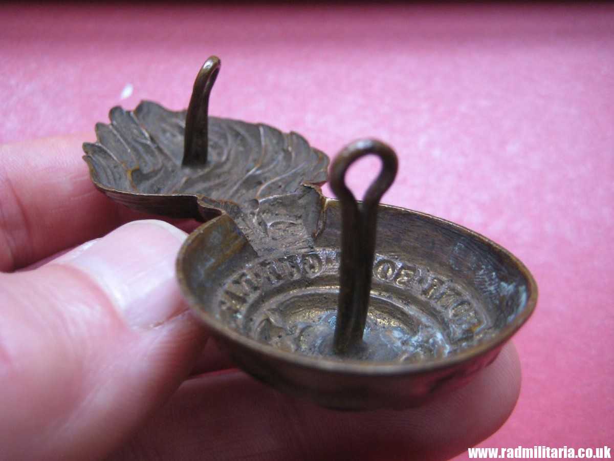 & WW1/WW2? British Army Royal Fusiliers Busby BADGE with King's Crown, genuine. - Image 24