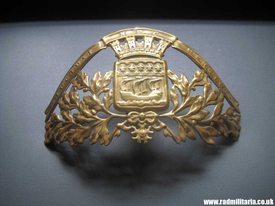 & WW1/WW2 original Brass HELMET BADGE Firebrigade - Paris, France. - Image 10