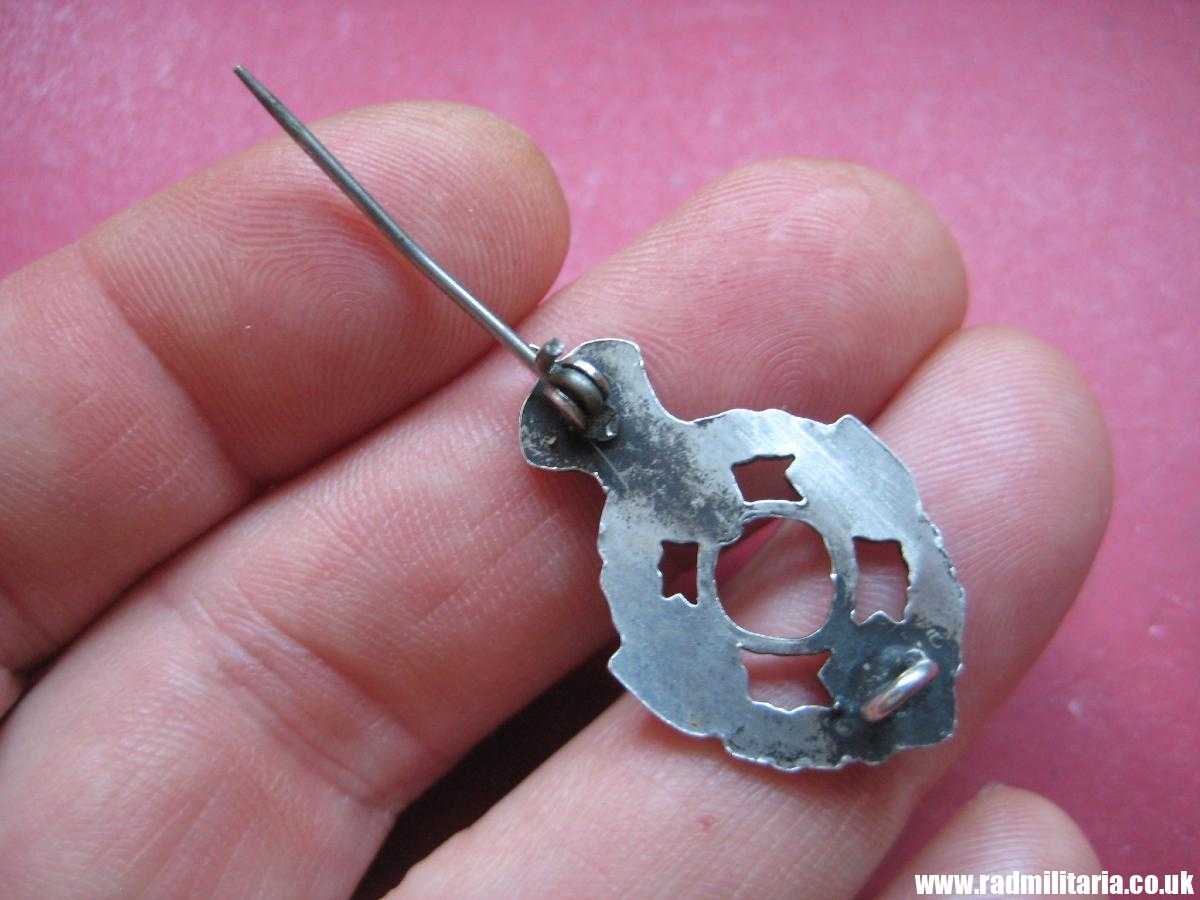 & WW2 British enamel BADGE - REME: Royal Electrical Mechanical Engineers, sterling silver. - Image 6