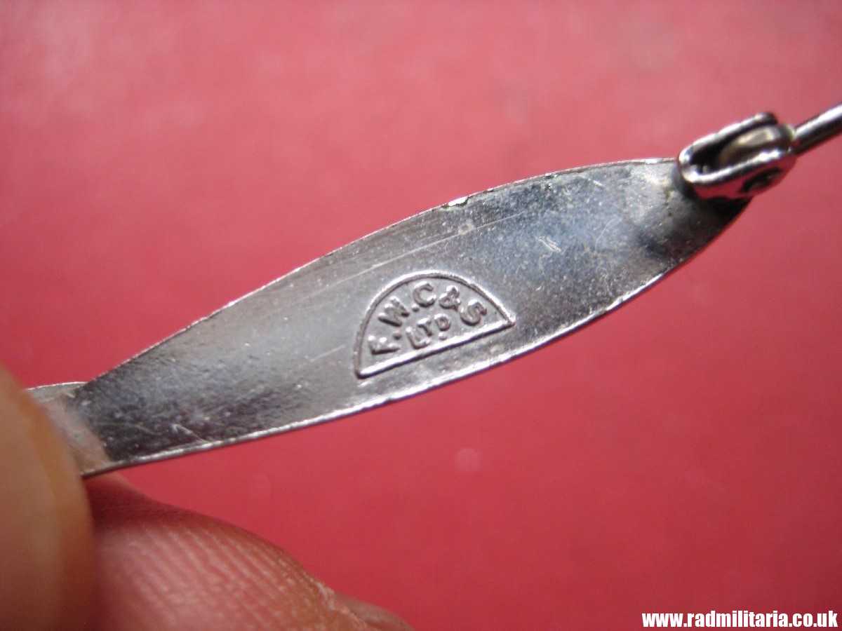 & original WW2 Royal Air Force RAF BADGE sweetheart broche with maker mark: F.W.C&S Ltd - genuine ! - Image 7