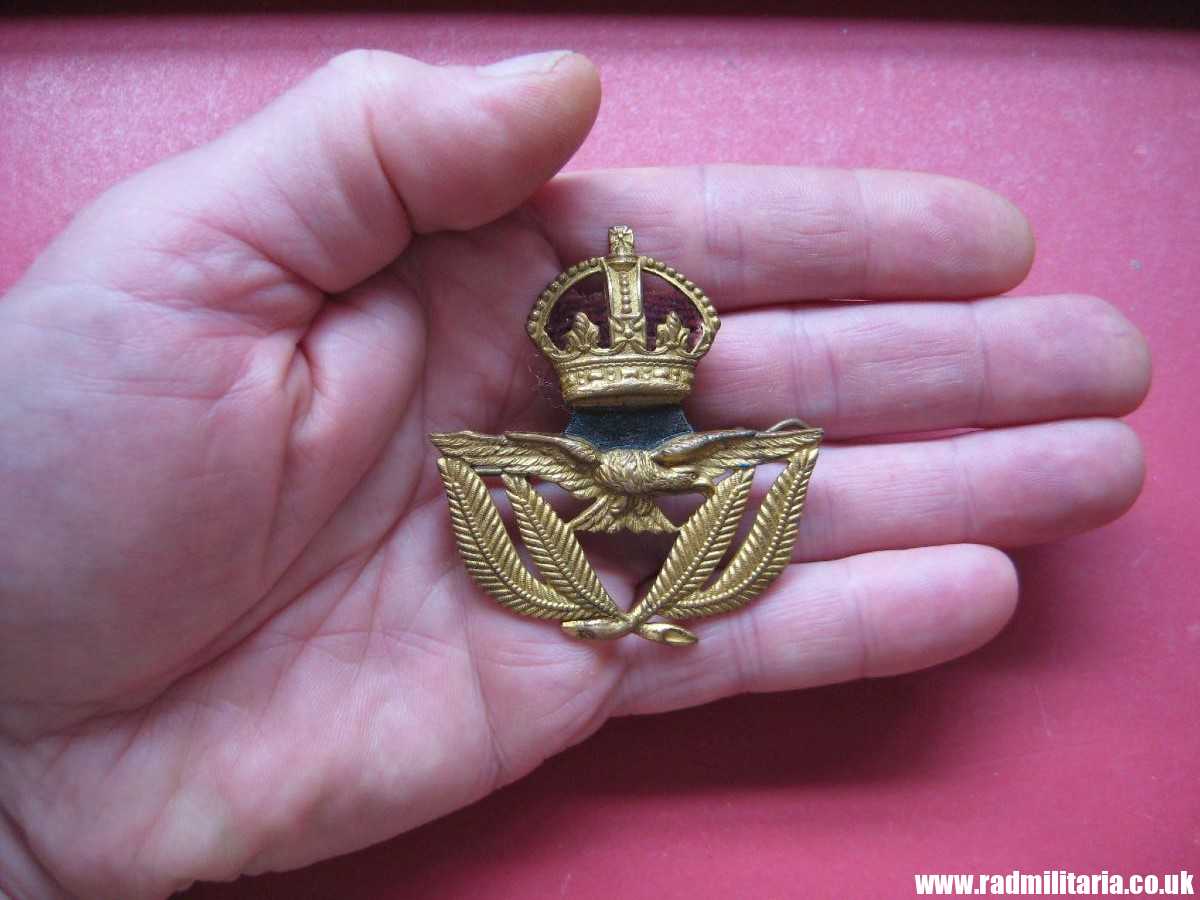 & WW2 Royal Air Force Service CAP BADGE original RAF warrant officer badge, genuine ! - Image 11