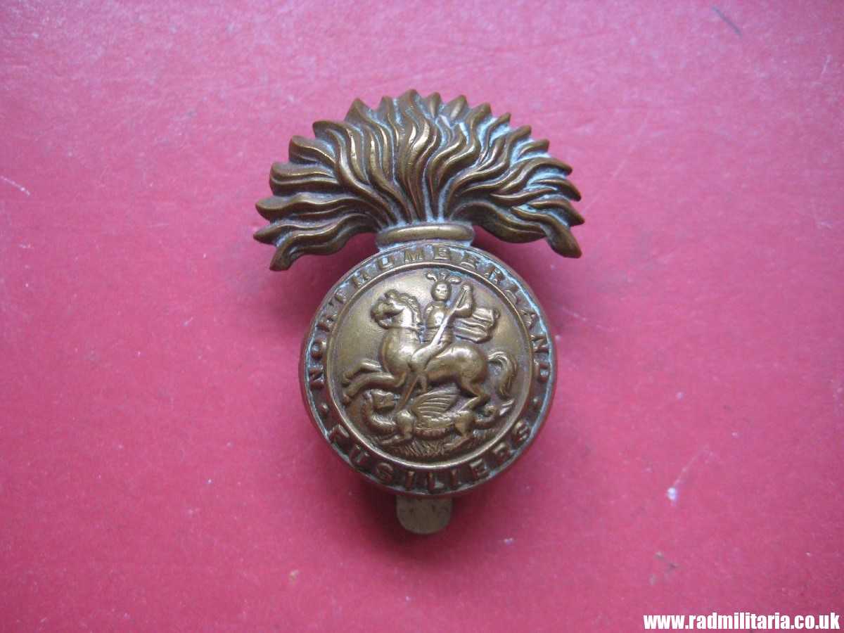 & WW1/WW2 Northumberland Fusiliers Regiment CAP BADGE, original badge in good condition. - Image 9