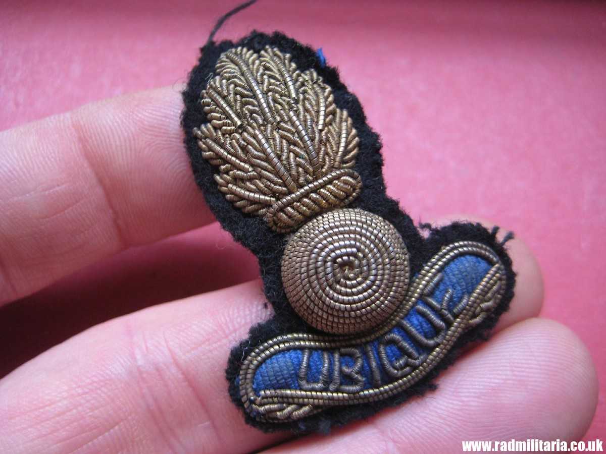 & WW2 British CAP BADGE Royal Engineers Corps FIELD SERVICE bullion wire officer's cap badge - genuine! - Image 4