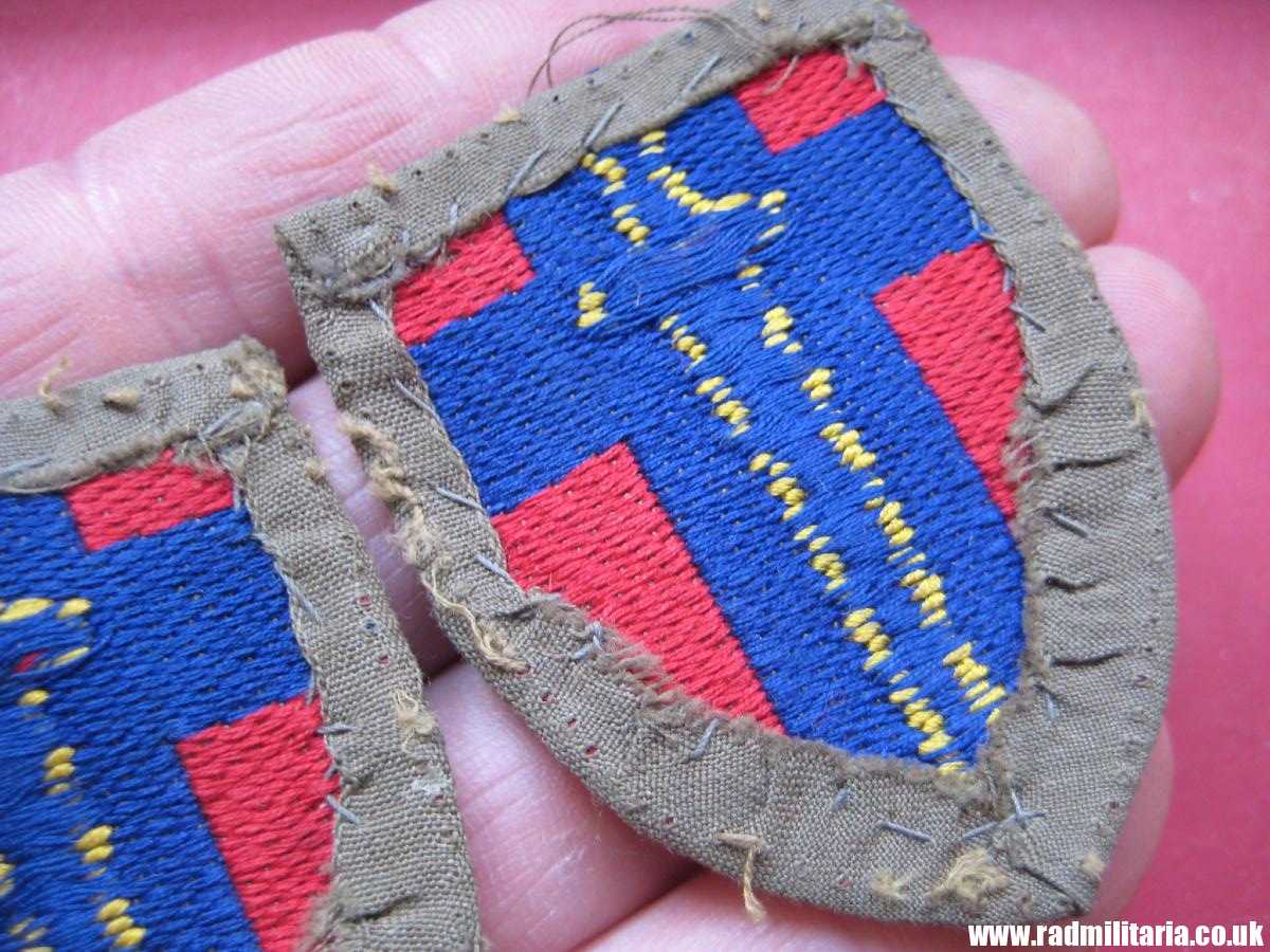 & WW2 original British PATCHES - Set of 2, RHINE ARMY formation signs military unit PATCHES a pair. - Image 8