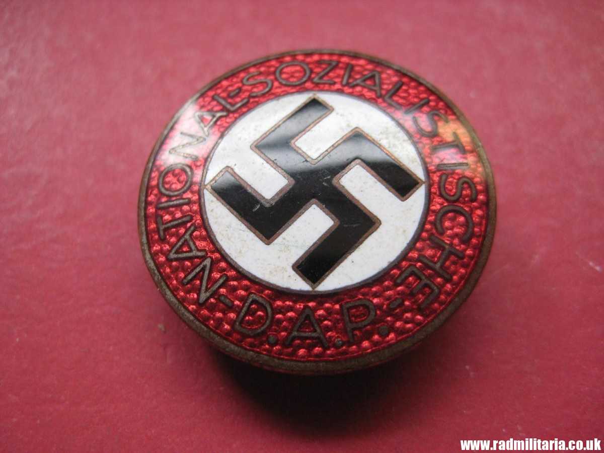 & WW2 German NSDAP enamel membership BADGE marked: RZM M1/8 - very good/perfect condition. - Image 28