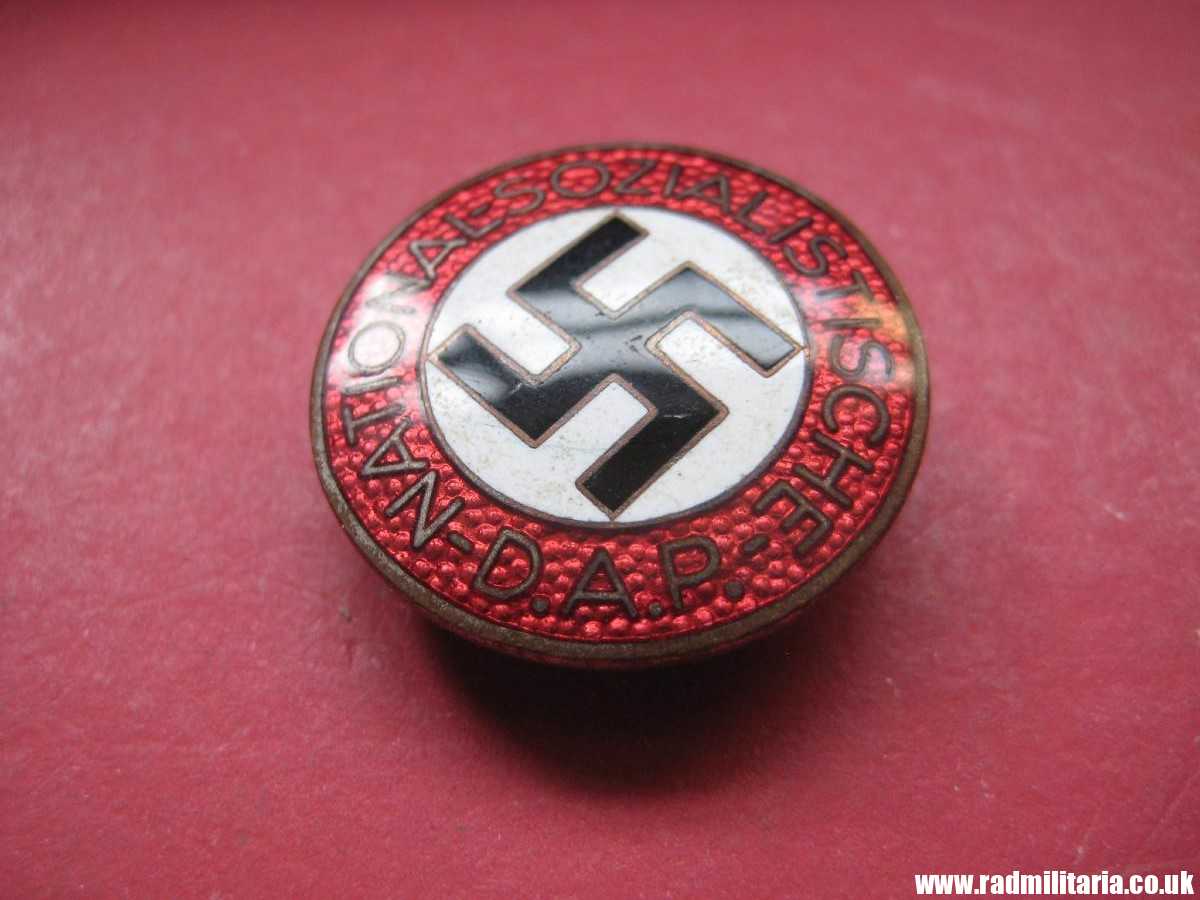 & WW2 German NSDAP enamel membership BADGE marked: RZM M1/8 - very good/perfect condition. - Image 29