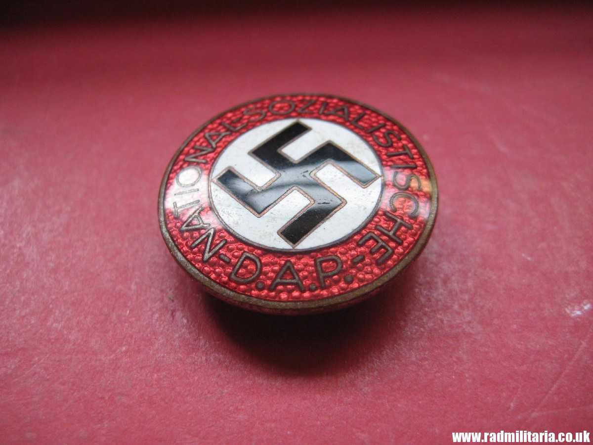 & WW2 German NSDAP enamel membership BADGE marked: RZM M1/8 - very good/perfect condition. - Image 30