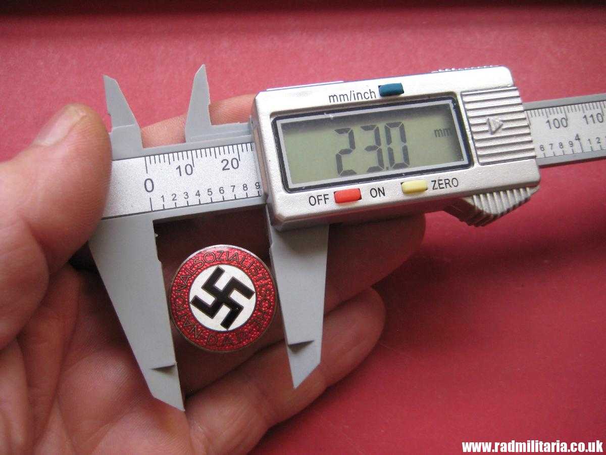 & WW2 German NSDAP enamel membership BADGE marked: RZM M1/8 - very good/perfect condition. - Image 33