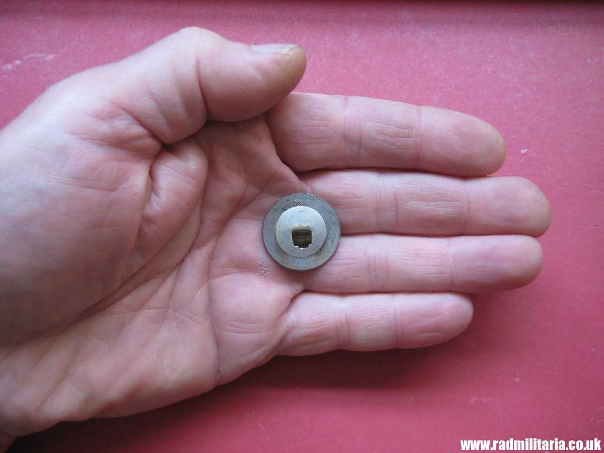 & WW2 German NSDAP enamel membership BADGE marked: RZM M1/8 - very good/perfect condition. - Image 37