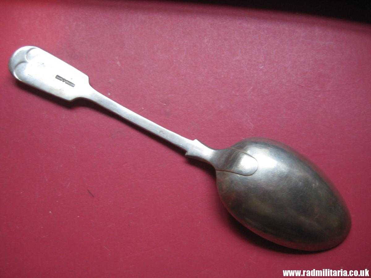& WW1 British Army SPOON maker: MAPPIN & WEBB and soldier's no. 23378 and 25619. - Image 3