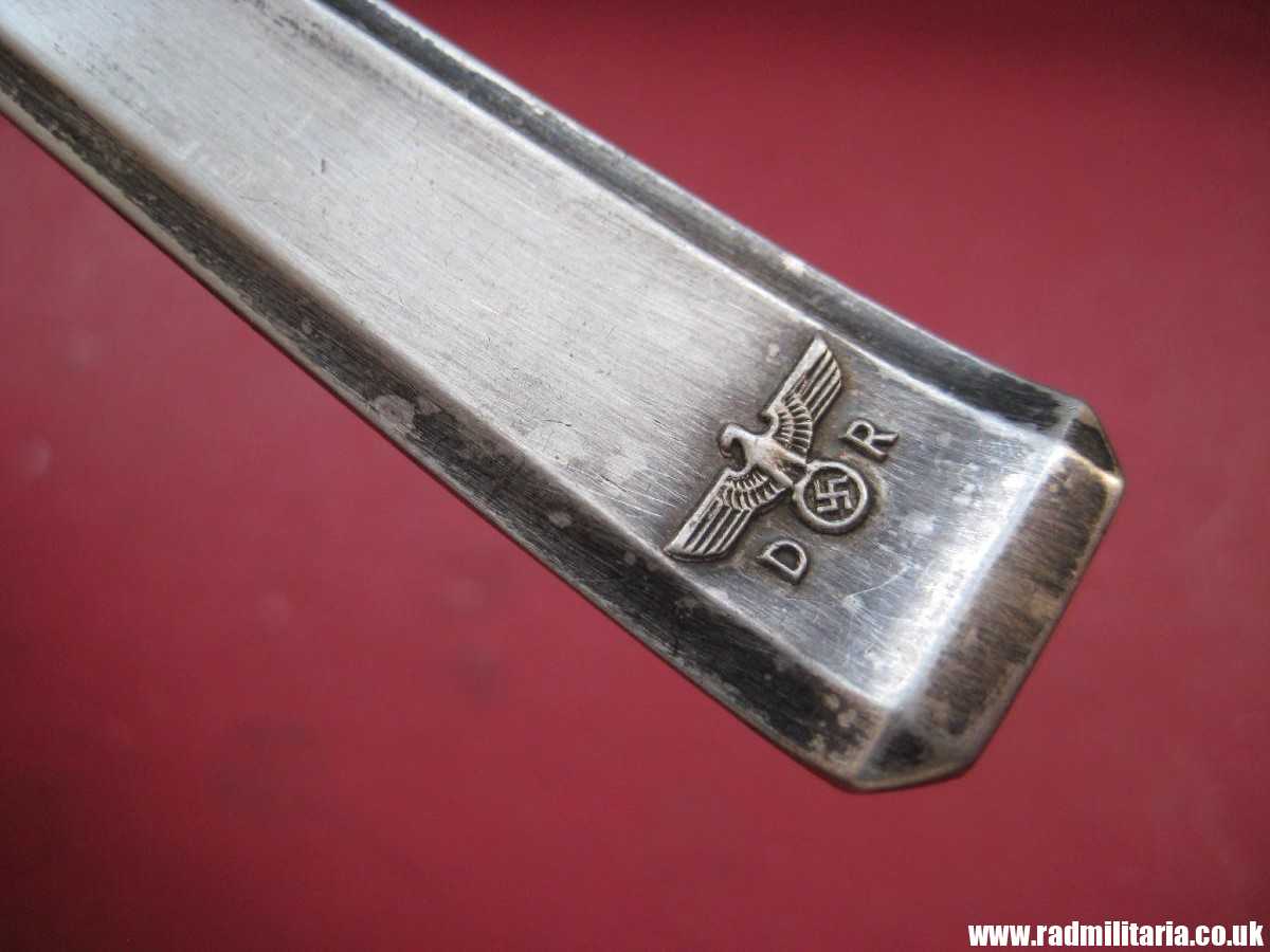 *R* & WW2 genuine solid silver LOBSTER PICK from private dining wagon no. 10 242. marked: DR 242 - 3rd REICH CUTLERY maker: Bruckmann & Sohne. Rare !!! - Image 6