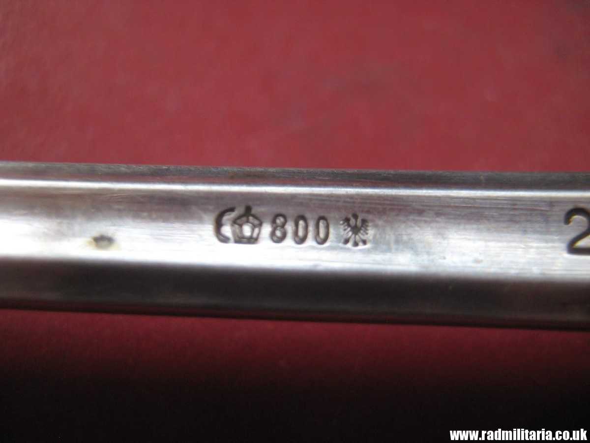 *R* & WW2 genuine solid silver LOBSTER PICK from private dining wagon no. 10 242. marked: DR 242 - 3rd REICH CUTLERY maker: Bruckmann & Sohne. Rare !!! - Image 3