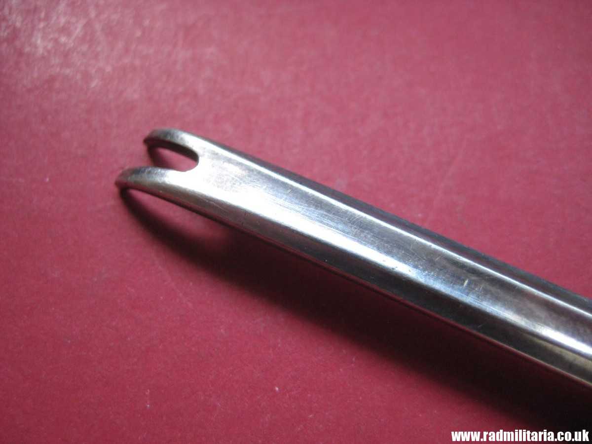 *R* & WW2 genuine solid silver LOBSTER PICK from private dining wagon no. 10 242. marked: DR 242 - 3rd REICH CUTLERY maker: Bruckmann & Sohne. Rare !!! - Image 20