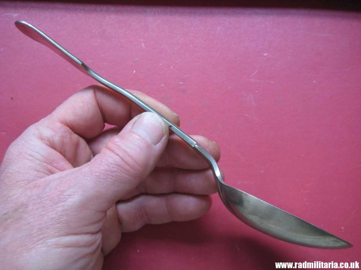 & WW1 British Army SPOON maker: MAPPIN & WEBB and soldier's no. 23378 and 25619. - Image 16