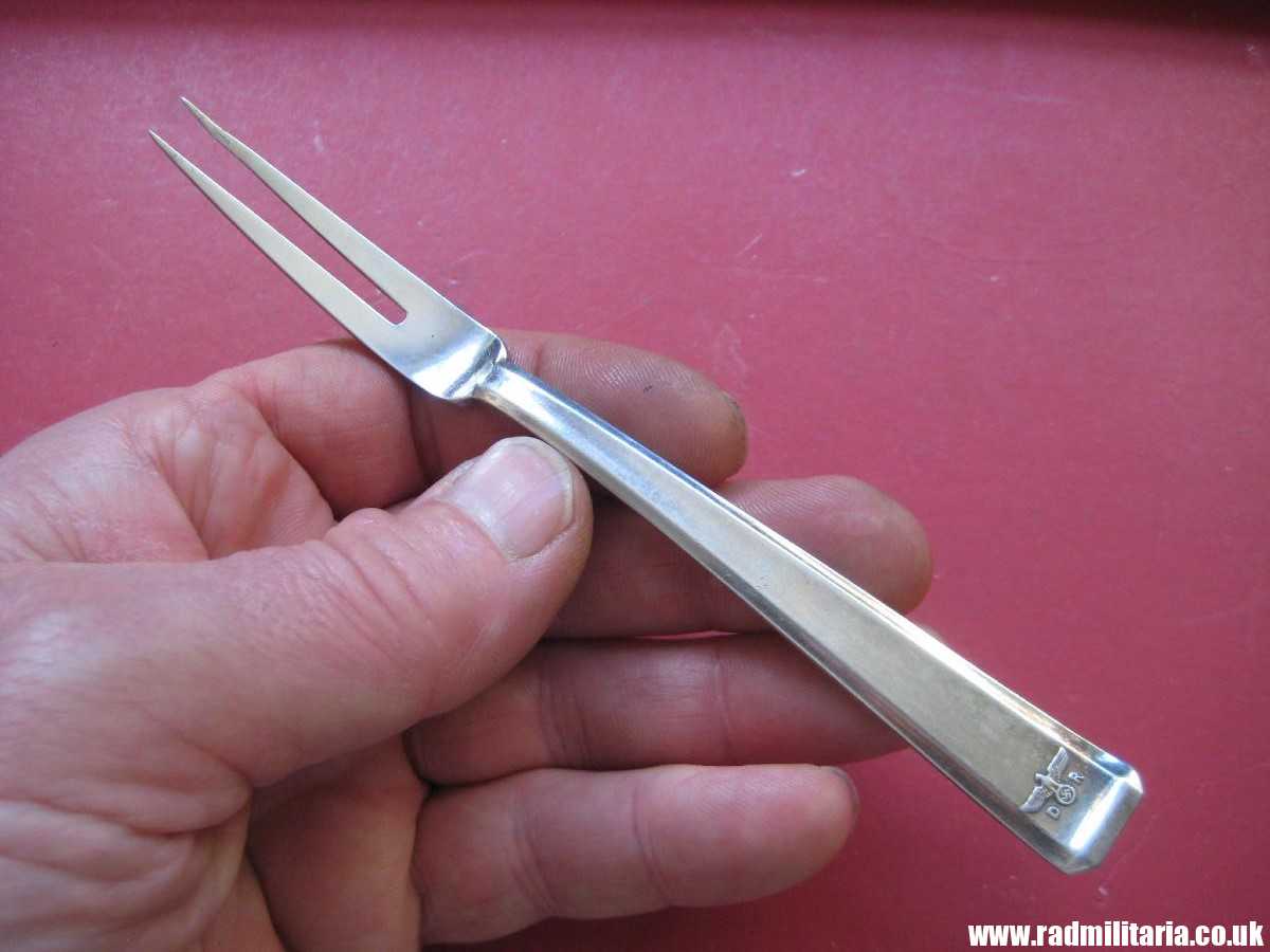 & WW2 genuine solid silver PICKLE FORK from private dining wagon no. 10 242. marked: DR 242 - 3rd REICH CUTLERY maker: Bruckmann & Sohne. Rare !!! - Image 17