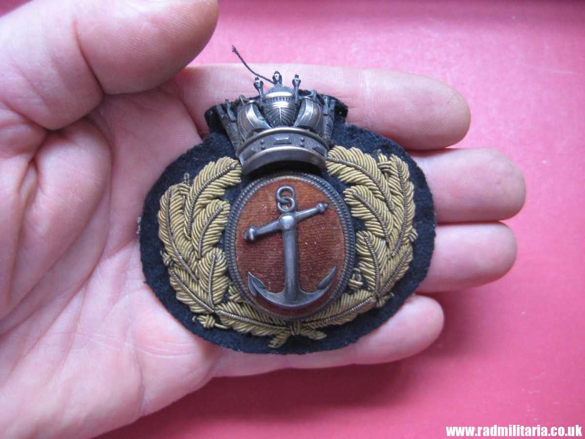 & WW1/WW2 British Merchant Navy Officer's CAP BADGE, maker marks: Firmin & Sons LTD. original badge in good condition. - Image 13