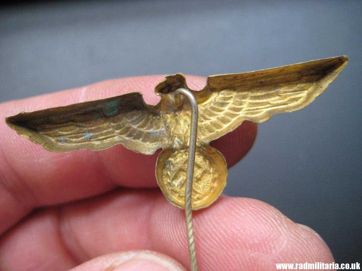 & original German KRIEGSMARINE EAGLE BADGE - gilded brass CAP BADGE in very good condition. - Image 19