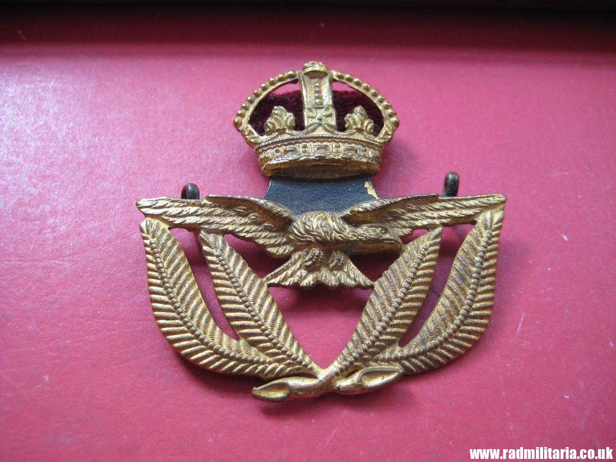 & WW2 Royal Air Force Service CAP BADGE original RAF warrant officer badge, original. - Image 7