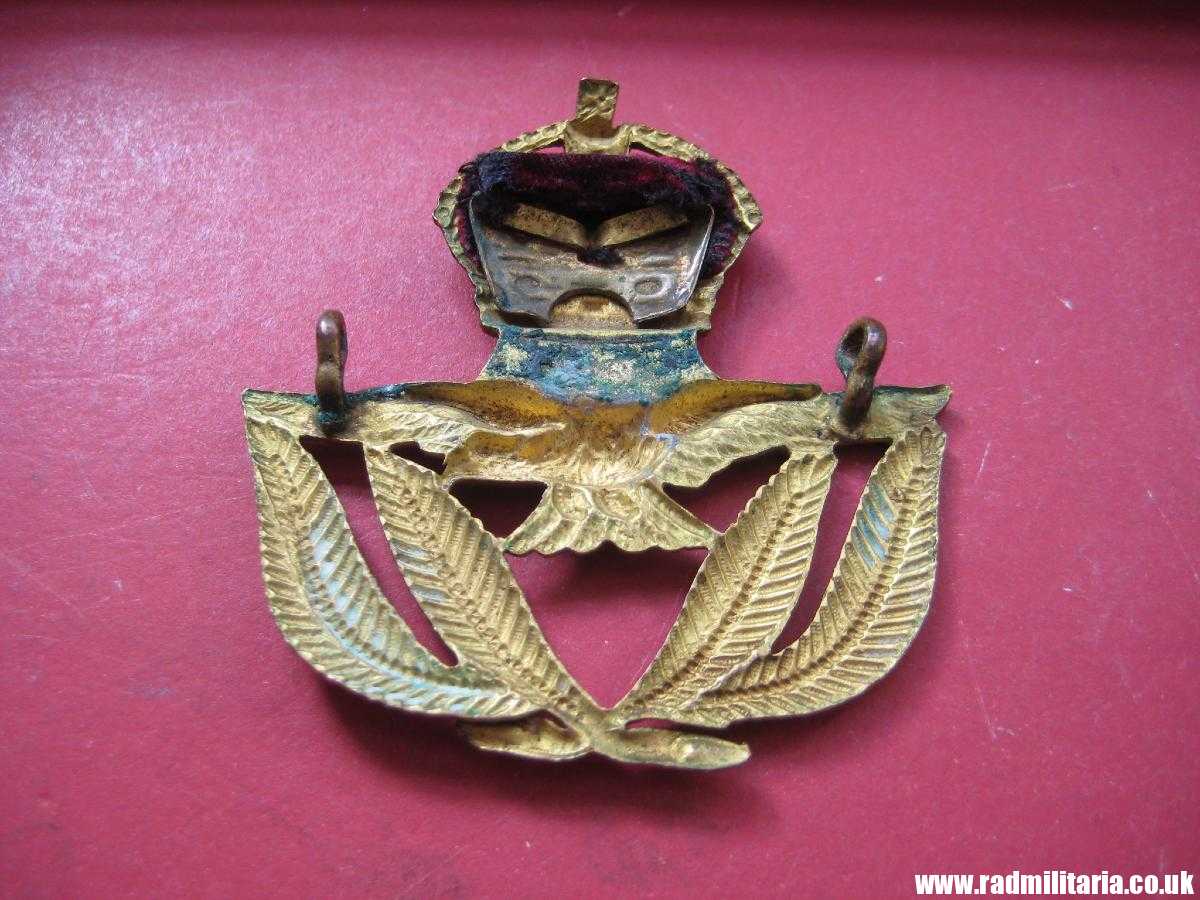 & WW2 Royal Air Force Service CAP BADGE original RAF warrant officer badge, original. - Image 8