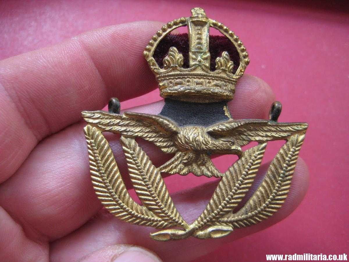& WW2 Royal Air Force Service CAP BADGE original RAF warrant officer badge, original. - Image 9