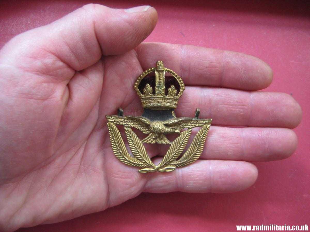 & WW2 Royal Air Force Service CAP BADGE original RAF warrant officer badge, original. - Image 6