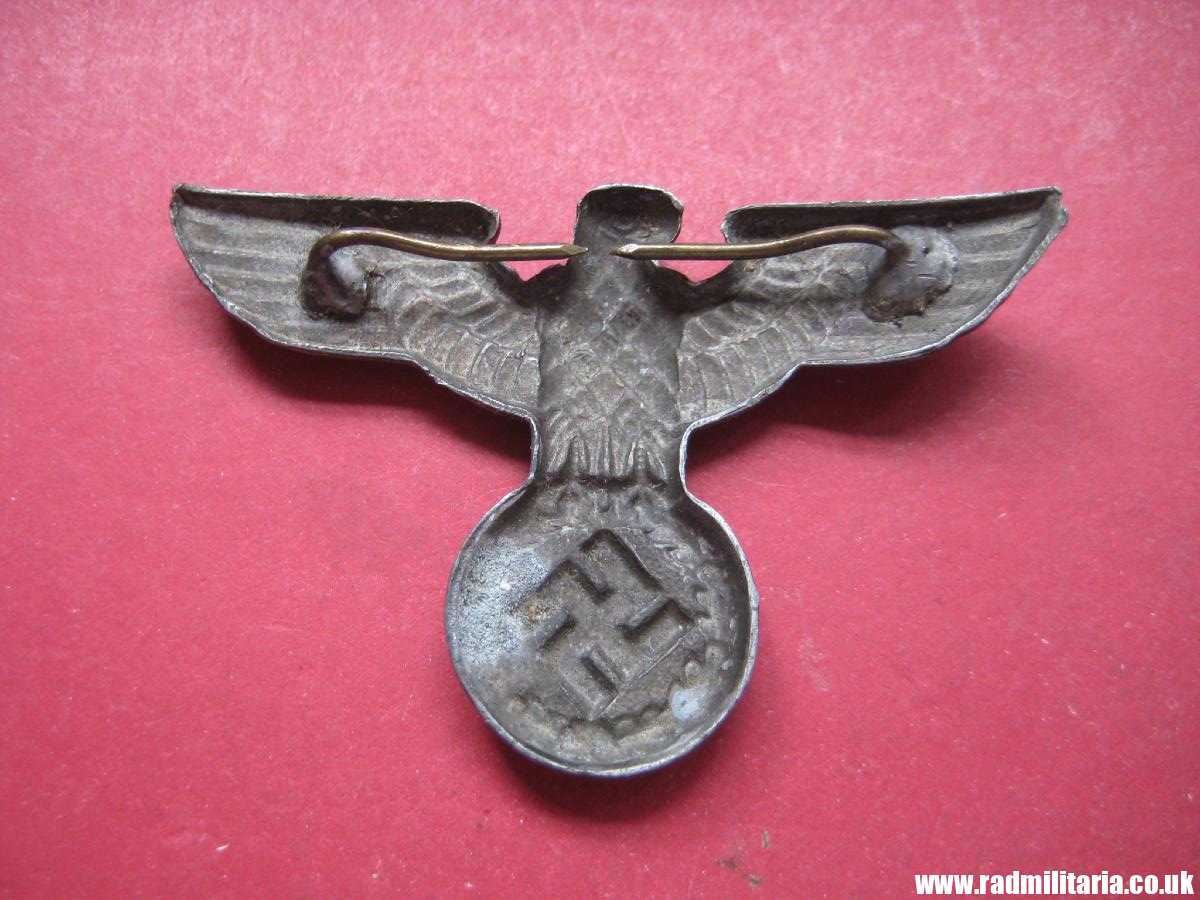 & WW2 original Nazi German metal NSDAP or SA EAGLE Cap BADGE - zinc, maker: RZM M1/7 - Image 3
