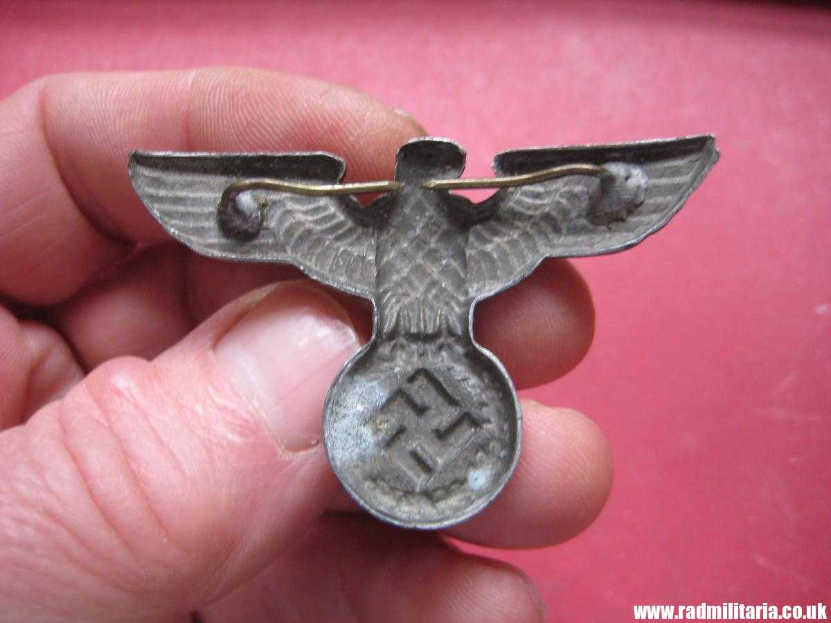 & WW2 original Nazi German metal NSDAP or SA EAGLE Cap BADGE - zinc, maker: RZM M1/7 - Image 8