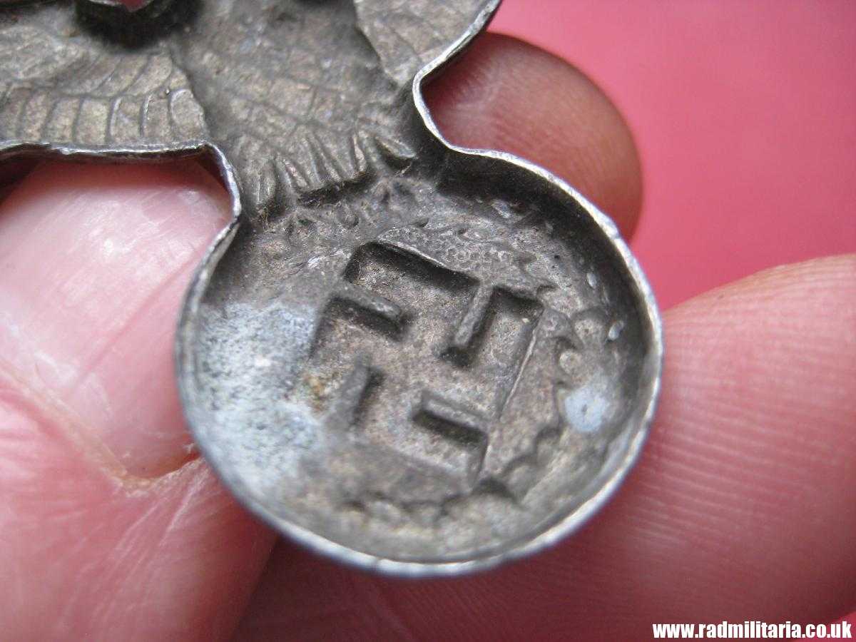 & WW2 original Nazi German metal NSDAP or SA EAGLE Cap BADGE - zinc, maker: RZM M1/7 - Image 12