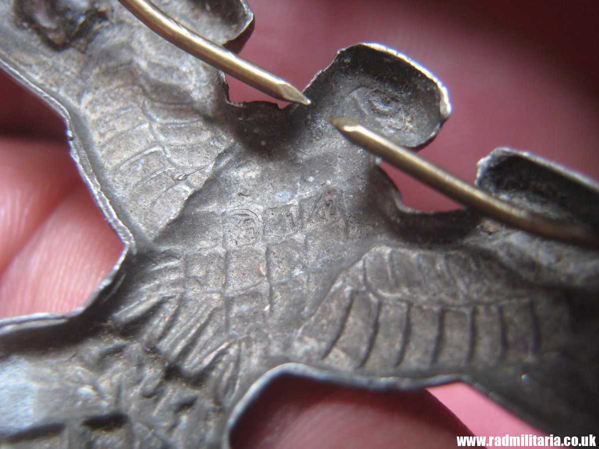 & WW2 original Nazi German metal NSDAP or SA EAGLE Cap BADGE - zinc, maker: RZM M1/7 - Image 17