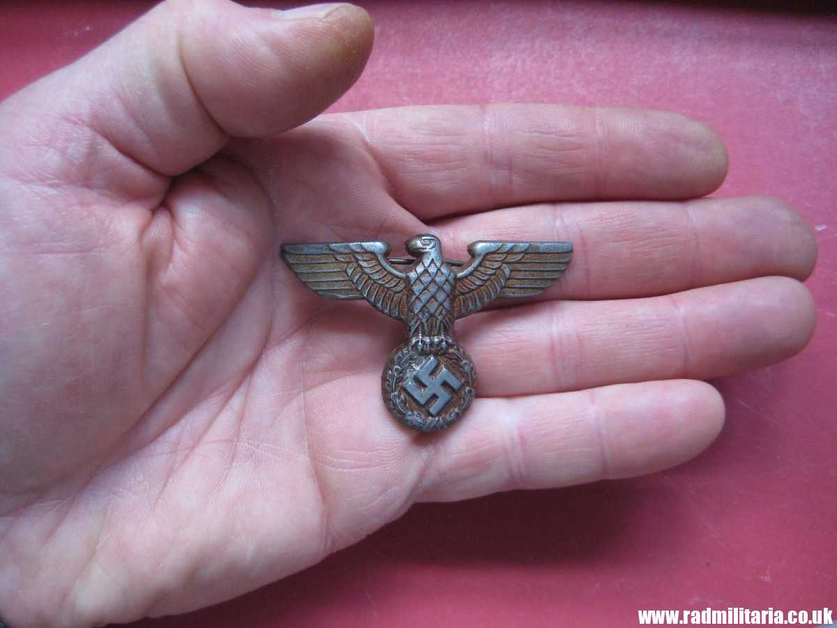 & WW2 original Nazi German metal NSDAP or SA EAGLE Cap BADGE - zinc, maker: RZM M1/7 - Image 25