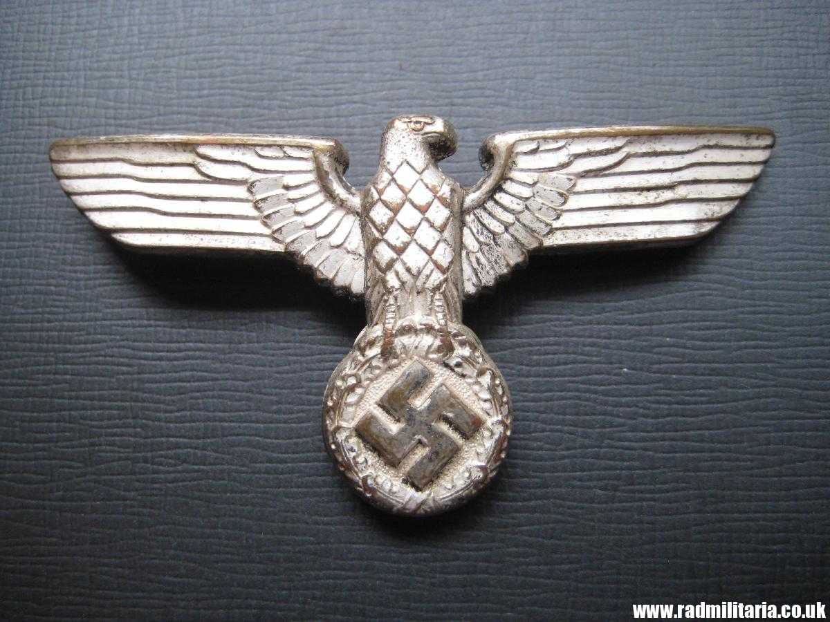 & WW2 Nazi German NSDAP eagle BADGE - Cap Badge, marked: RZM M1/21 - metal Cupal? - Image 2