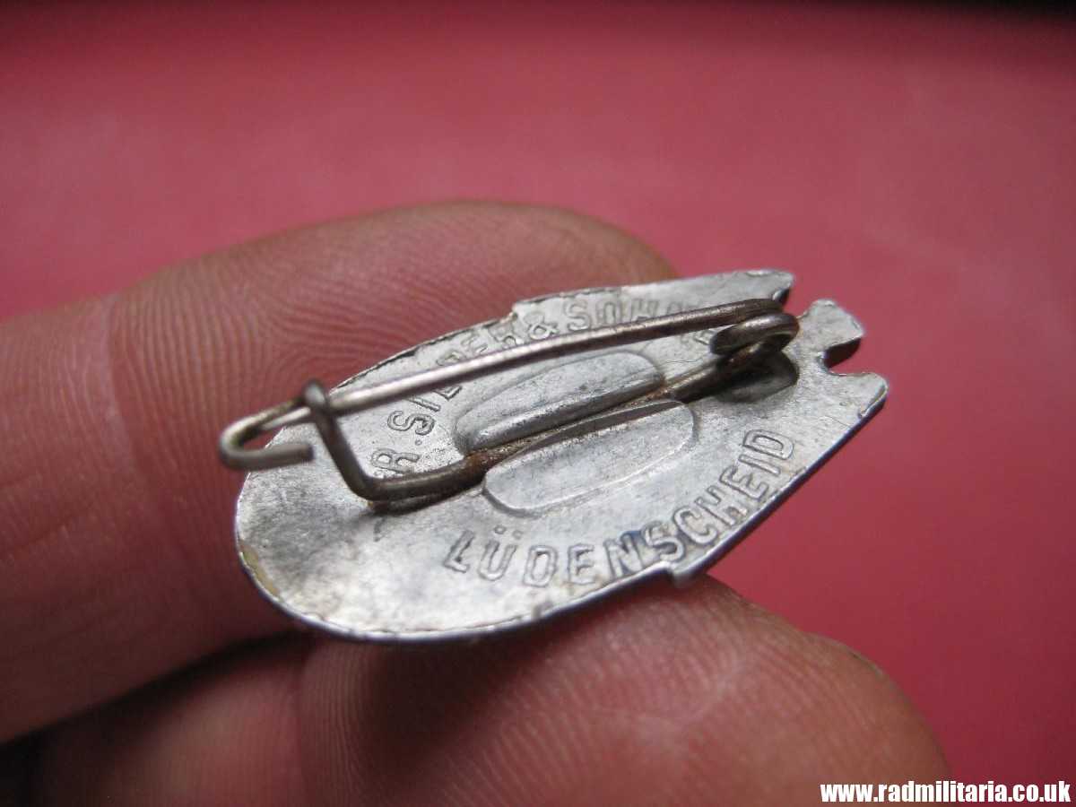 & WW2 German HJ HitlerJugend BADGE 1936 in very good condition, R. Sieper & Sohne. - Image 7