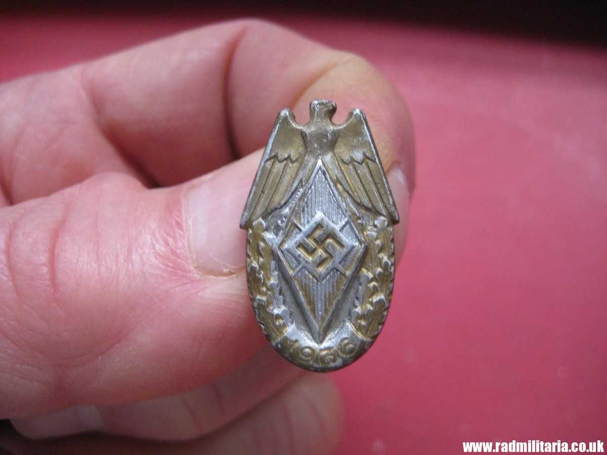 & WW2 German HJ HitlerJugend BADGE 1936 in very good condition, R. Sieper & Sohne. - Image 8