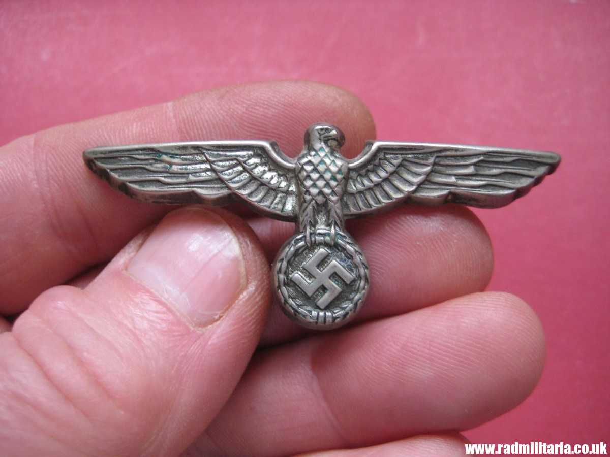 & WW2 original German Wehrmacht EAGLE CAP BADGE white metal, early production, good condition. - Image 15