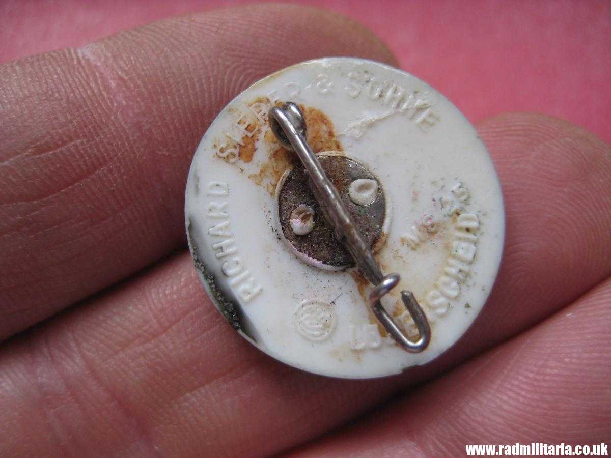 & original German PLASTIC BADGE: Sportappell der Betriebe 1939, maker: RZM M9/25 R. Siepper & Sohne - Image 5