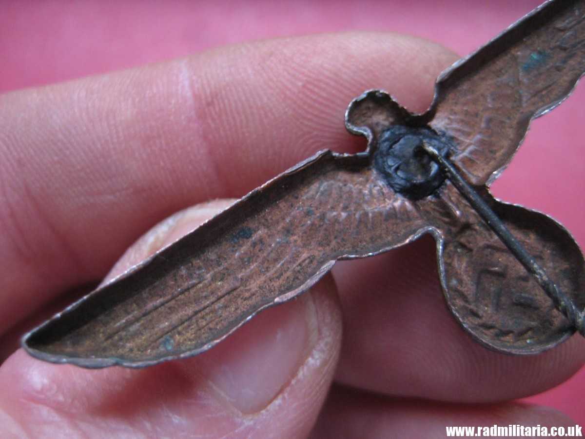 & original German KRIEGSMARINE EAGLE BADGE - gold color CAP BADGE in good condition. - Image 16