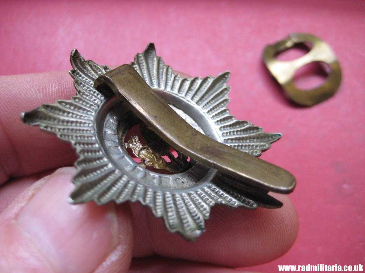 & WW2 original British Cheshire Regiment CAP BADGE in good used condition. - Image 8