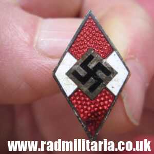 & WW2 German HJ knife ENAMEL BADGE - HitlerJugend. RZM M1/15. Genuine badge !