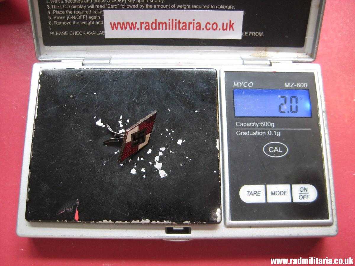 & WW2 German HJ knife ENAMEL BADGE - HitlerJugend. RZM M1/15. Genuine badge ! - Image 16