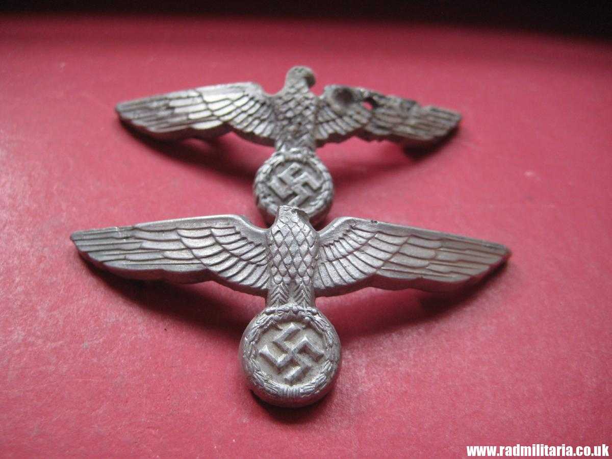& WW2 genuine German EAGLE CAP BADGES in poor condition - SET of 2 - metal detecting find. - Image 4