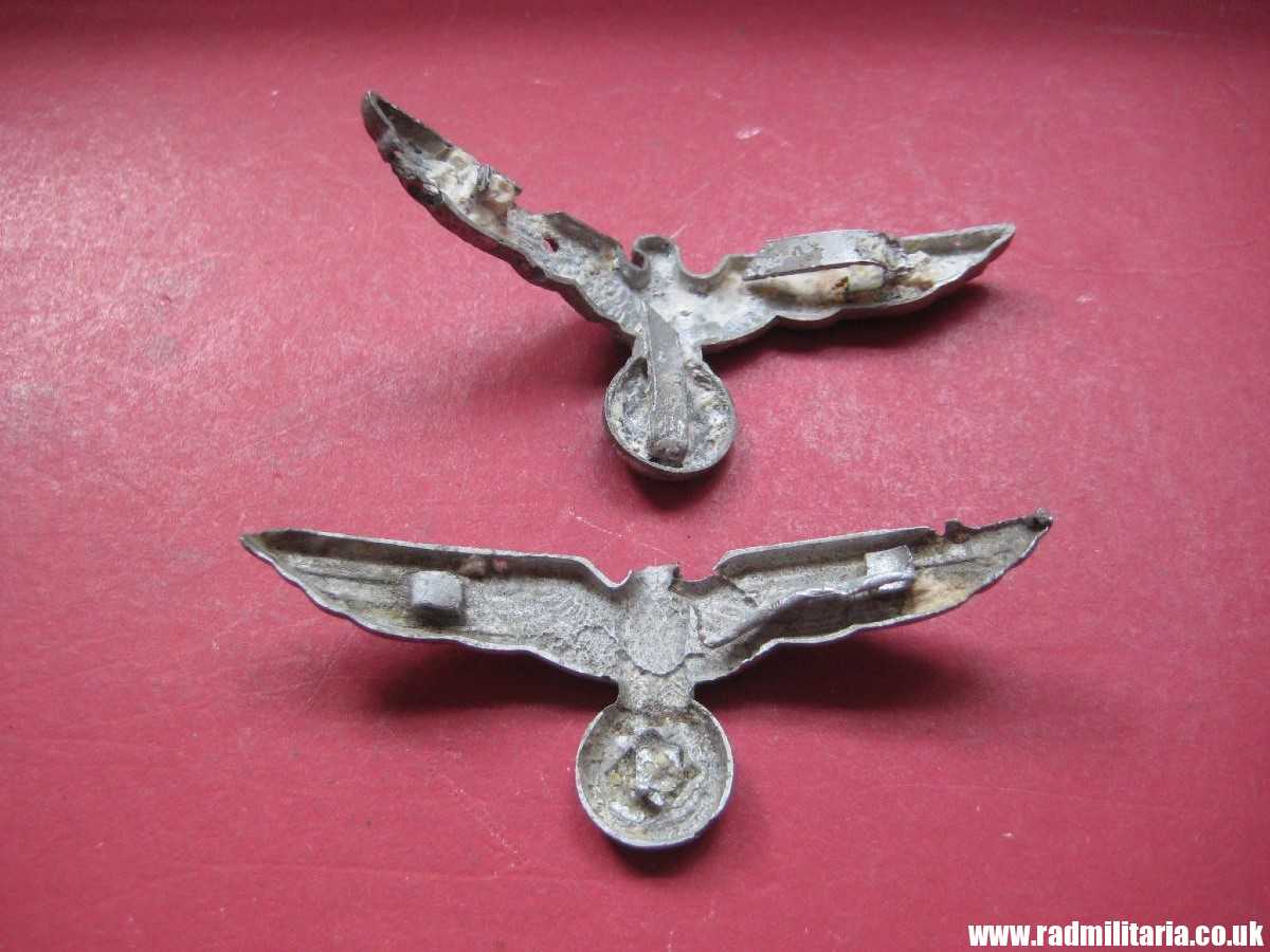 & WW2 genuine German EAGLE CAP BADGES in poor condition - SET of 2 - metal detecting find. - Image 5