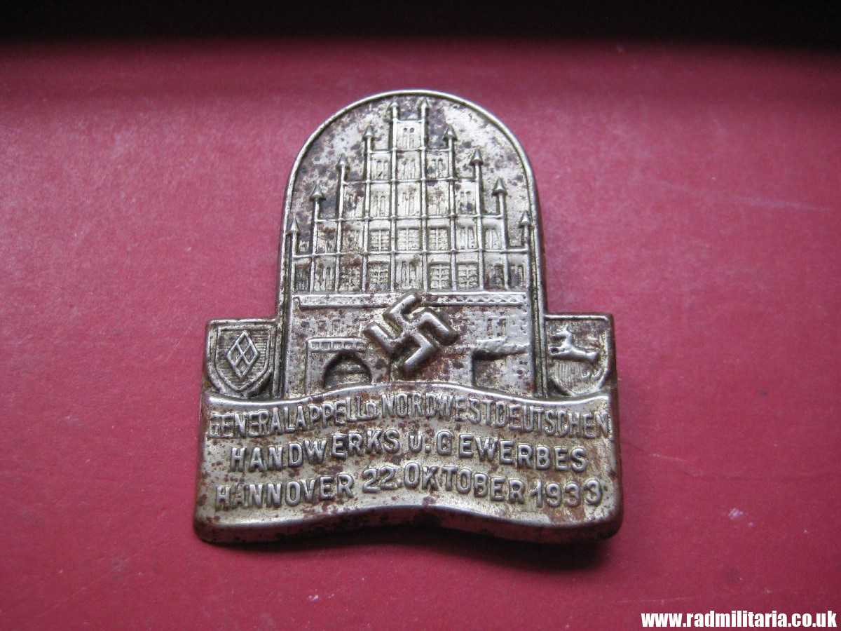 & WW2 German COMMEMORATIVE TINNIE BADGE - Hannover 1933. - Image 14