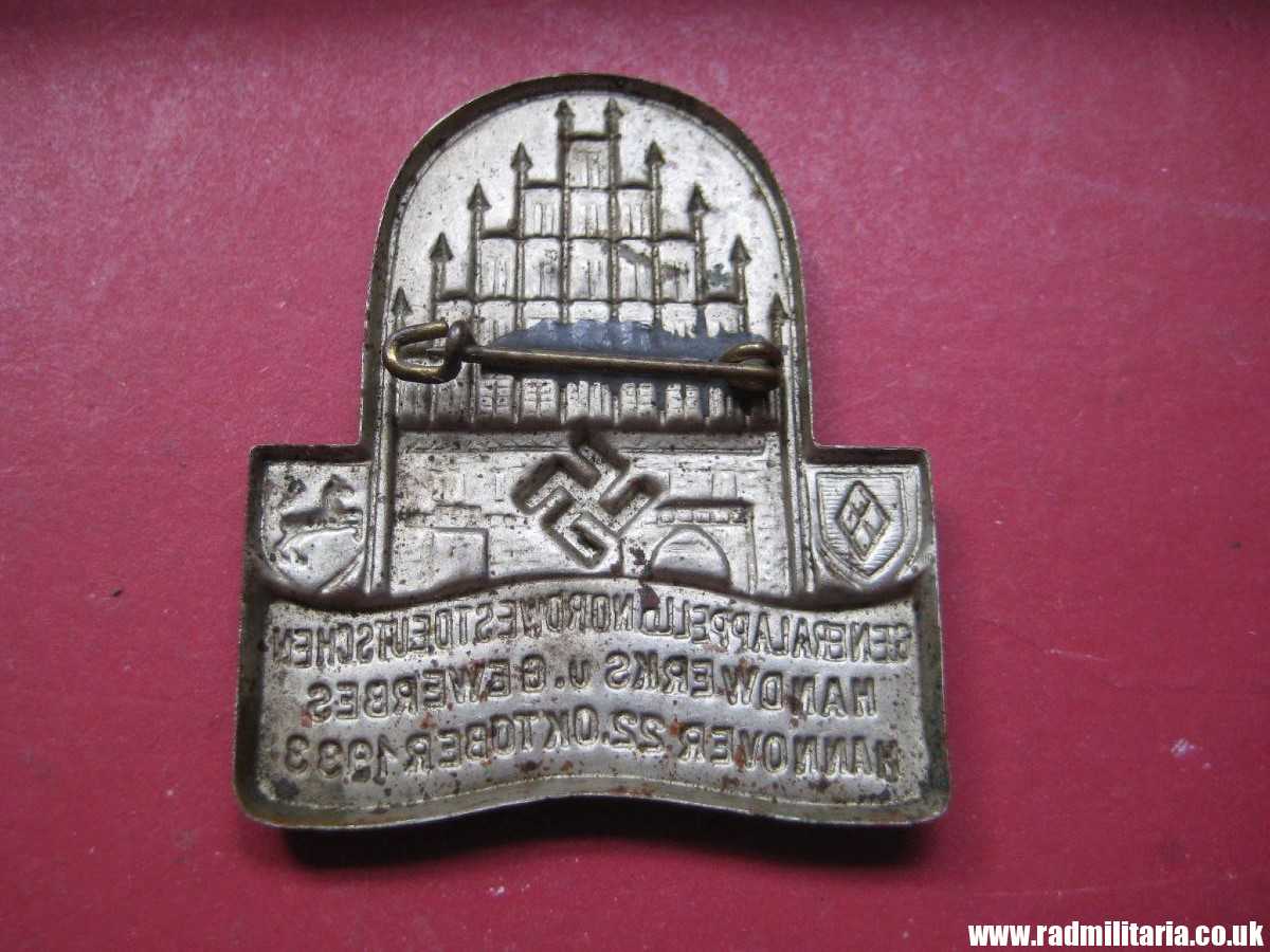 & WW2 German COMMEMORATIVE TINNIE BADGE - Hannover 1933. - Image 5