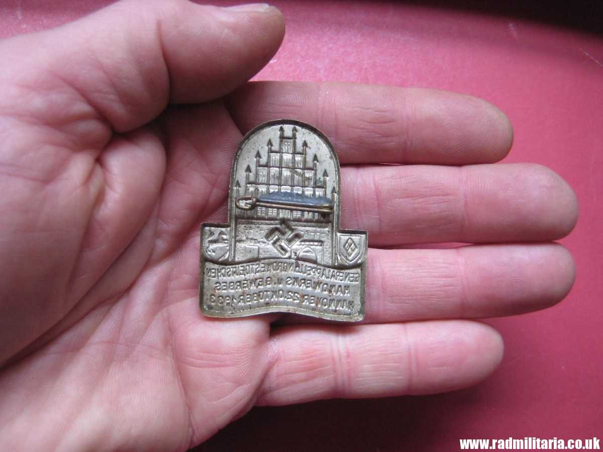 & WW2 German COMMEMORATIVE TINNIE BADGE - Hannover 1933. - Image 7