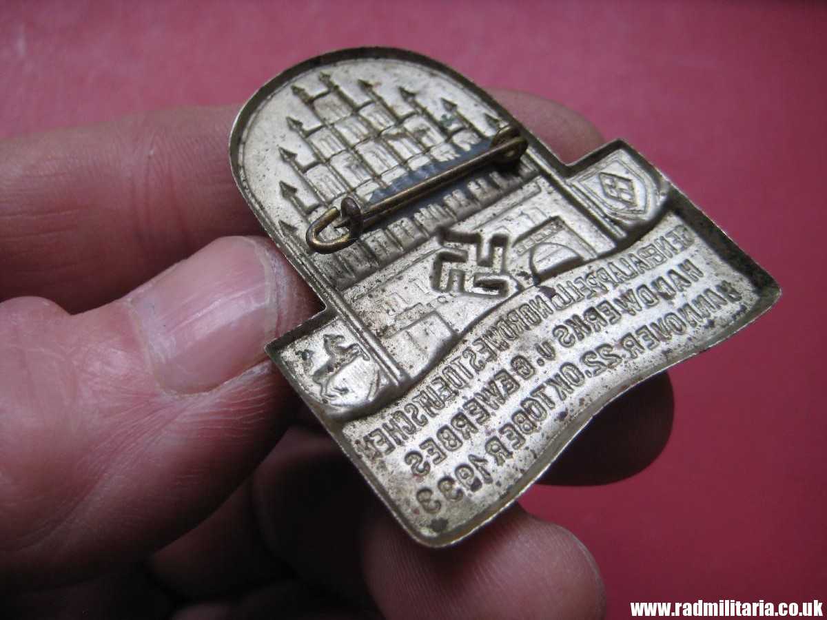 & WW2 German COMMEMORATIVE TINNIE BADGE - Hannover 1933. - Image 8