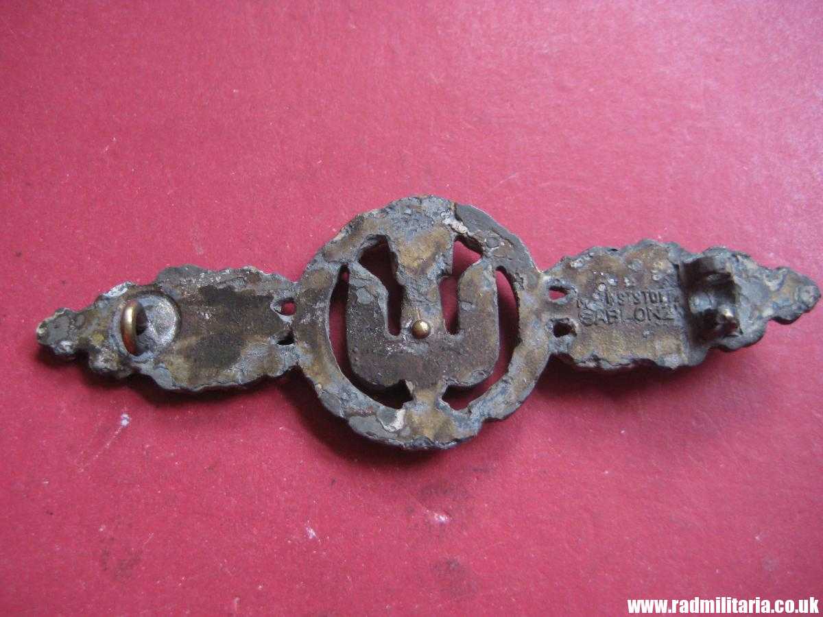 SOLD & WW2 original LUFTWAFFE BADGE: Squadron Clasp for Bomber Pilots, poor condition - metal detecting find..*****.. - Image 10
